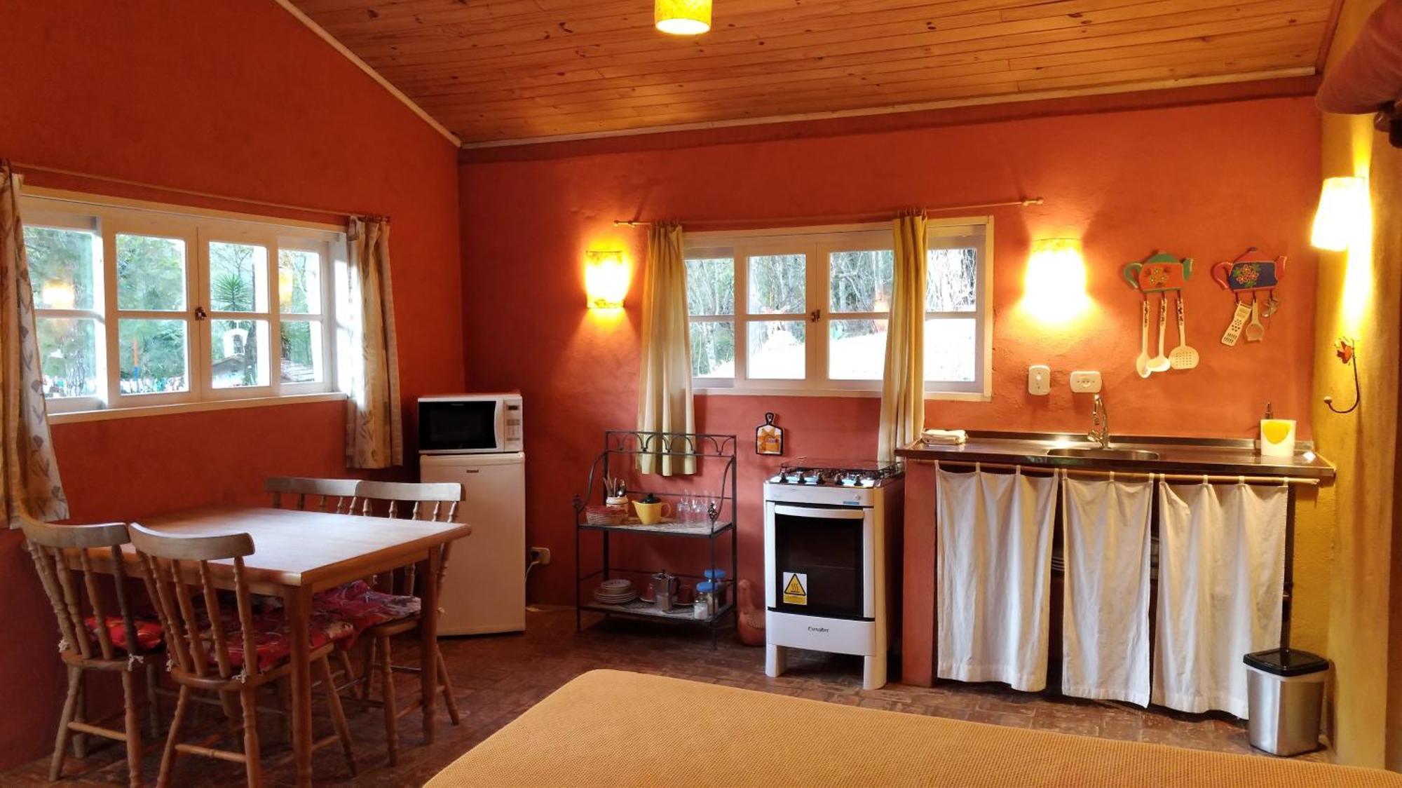 Champagny & Restaurante Inn 3*