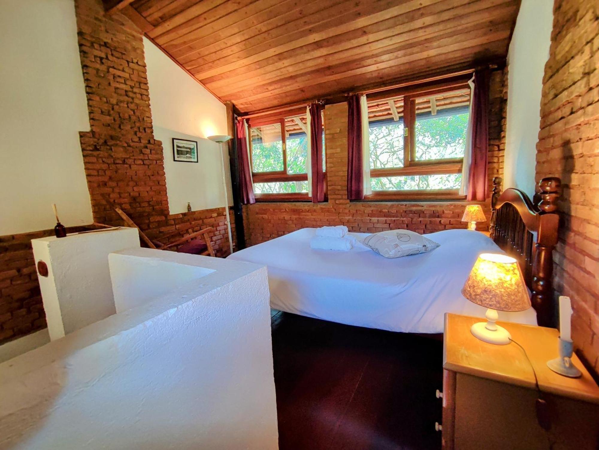 Champagny & Restaurante Inn Santo Antonio do Pinhal